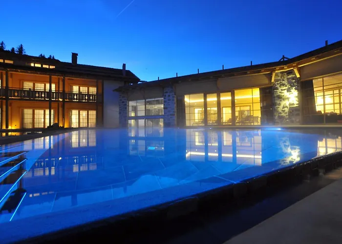 Dolomites Living TirlerAlbergo